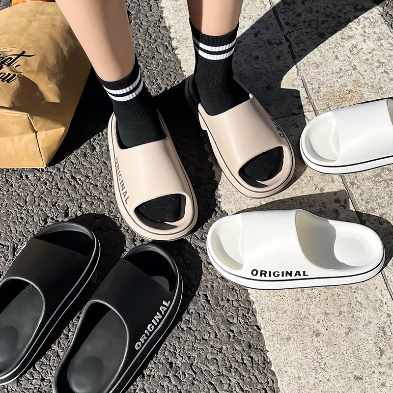 Scarpe antiscivolo da bagno pe - Water Shoes recensione e prezzo